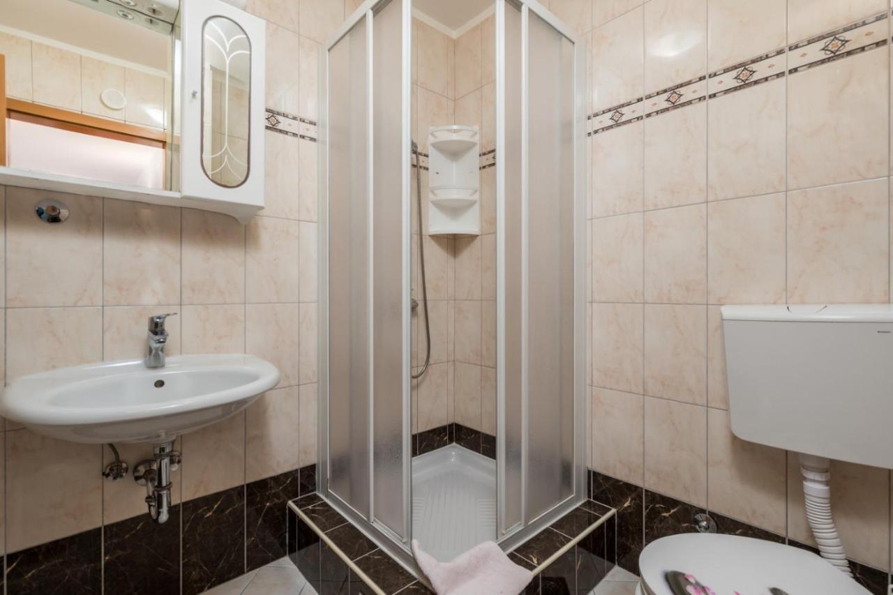 Apartment Drazenka Turato Baska  Ngoại thất bức ảnh
